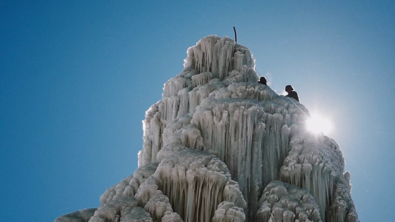 THE ICE BUILDERS