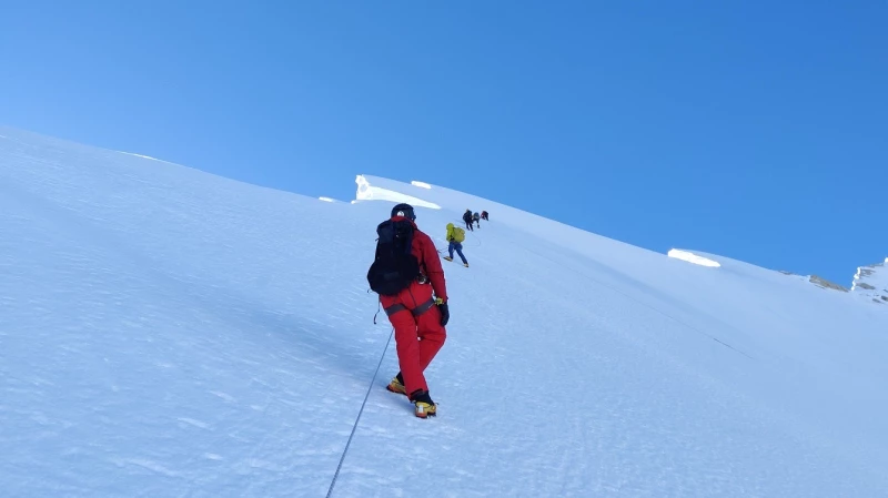 THE ASCENT OF MT. MERU